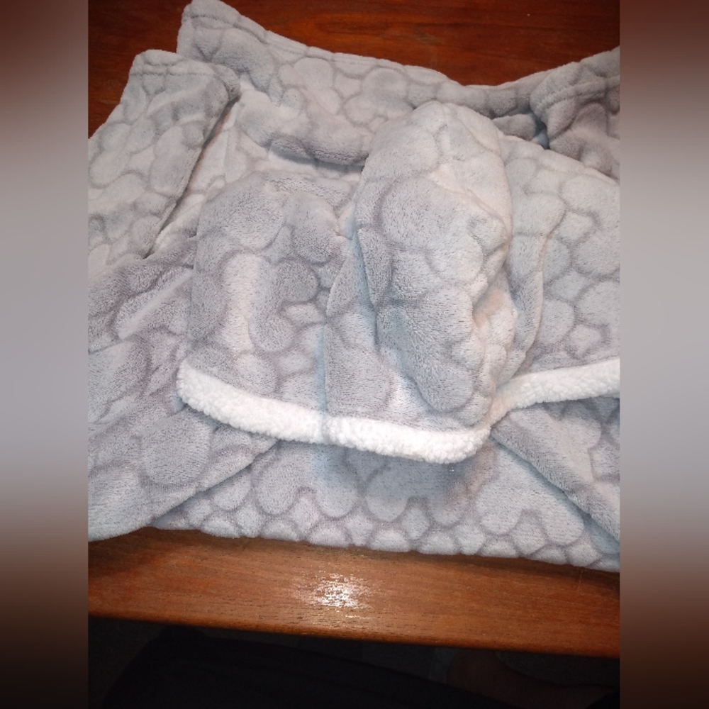 Disney Lounge Hoodie, Grey, Size Medium, Mickey Mouse Pattern, Super Soft - Picture 4 of 9